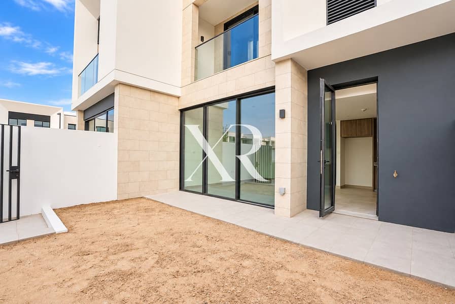 9 property-listing-photo-09-enhanced. png