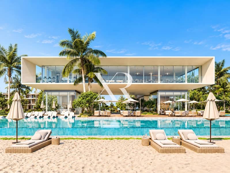 3 Tropical Glassfront Poolside Retreat. png