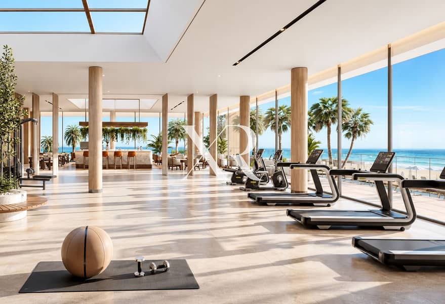 14 Oceanfront Luxury Fitness Lounge. png