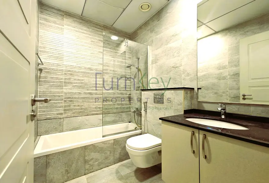 Burj Khalifa View | Wooden Flooring | Vacant Soon