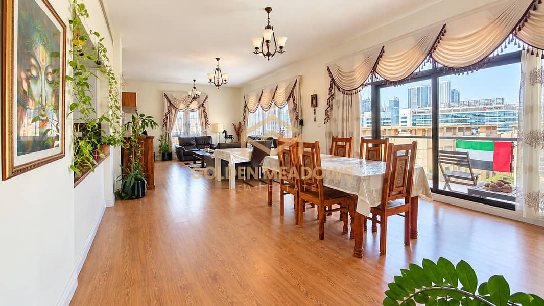 5 Elegant Apartment with City Views. png