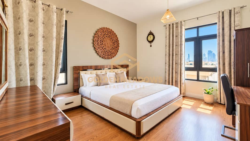 15 Warm Modern Bedroom with City Views (1). png