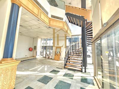 Showroom para en Alquiler en Al Majaz, Sharjah - 34ef0f01-591b-49e5-9129-15e3803c19c2. jpg