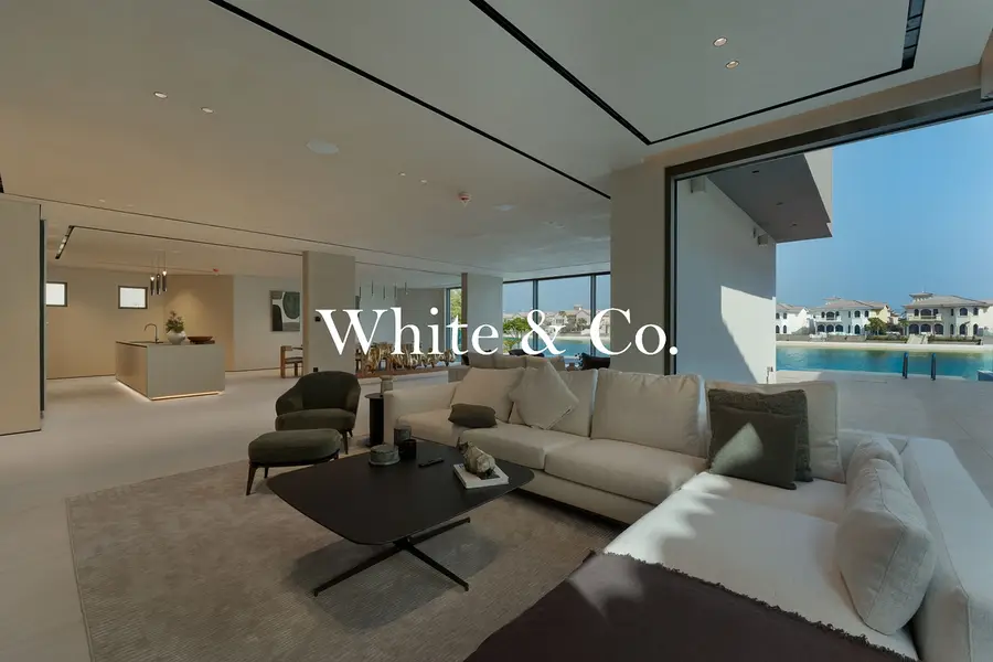 Fully Extended | Italian Furniture| Sunrise