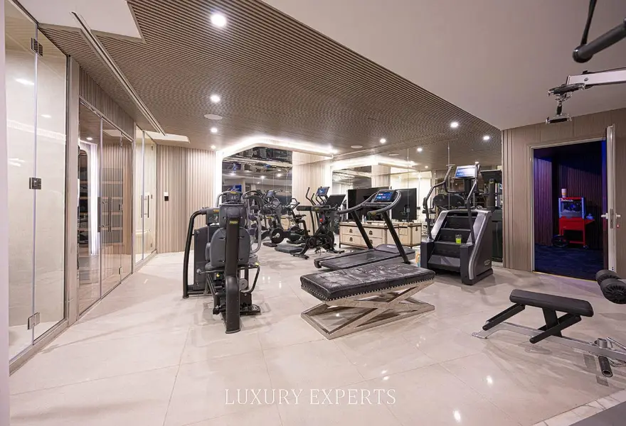 Royal Mansion I Gym I Cinema I Sauna I Pool