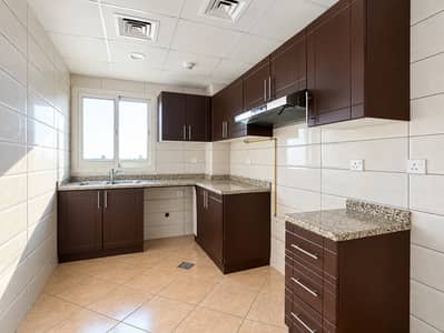 2 Schlafzimmer Wohnung zum Miete in Dubai Land Residence Complex (DLRC), Dubai - D1C679AF-7FB2-403A-9FFF-E315D59C362D. png