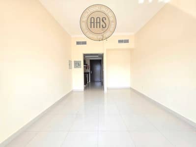 Studio zum Miete in International City Phase 2 (Warsan 4), Dubai - 122649. jpg