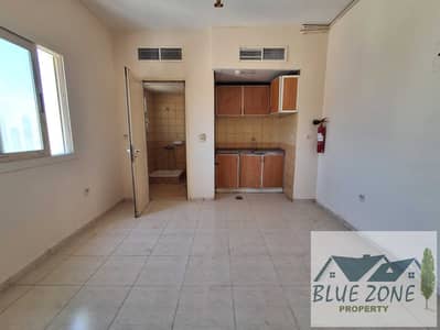 Studio te Huur in Bu Tina, Sharjah - 1000434816. jpg