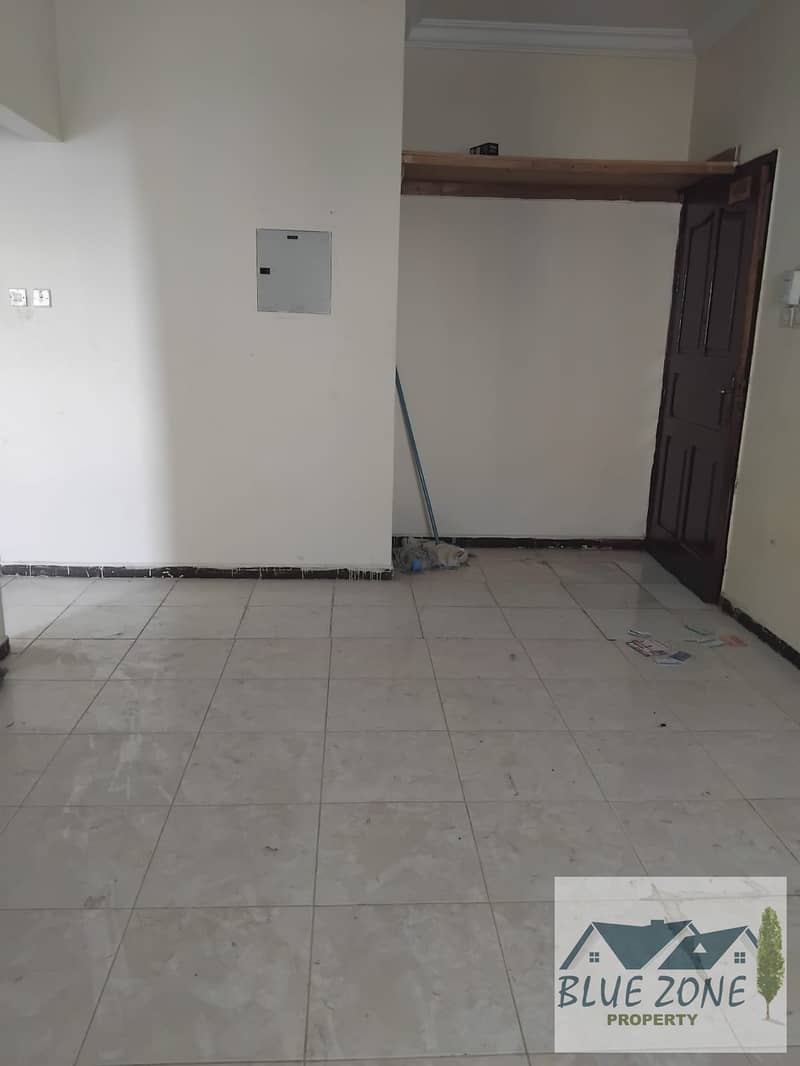 2 1000434839. jpg