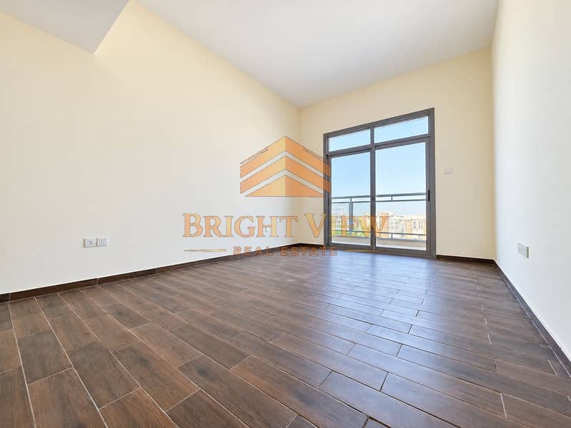 9 Bright apartment interior with clean ceiling-7. png