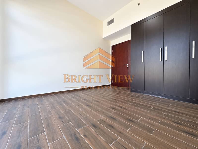 14 Bright vacant apartment interior-2. png