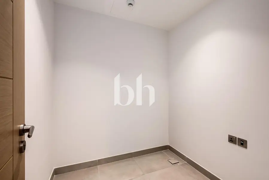 High Floor | Furnished | Study Room | Vacant