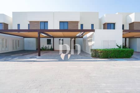 3 Camere Townhouse in vendita a Yas Island, Abu Dhabi - 1 3 Camere Townhouse in vendita a Yas Island, Abu Dhabi - 1
