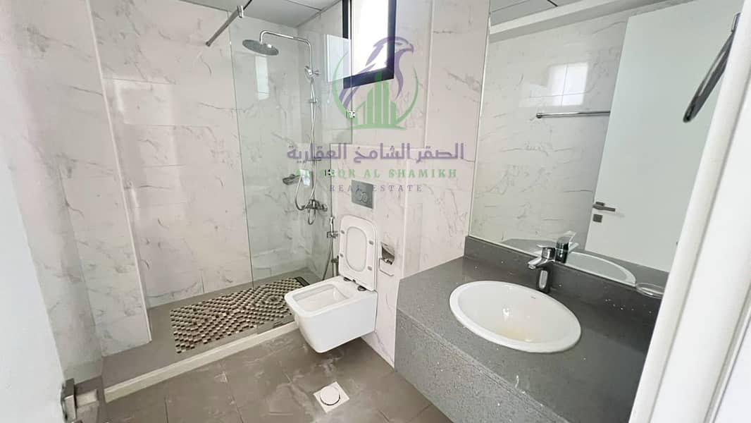 17 apartment-for-rent-2-bedroom-altaawn-alsharqh-bathroom-03. jpg