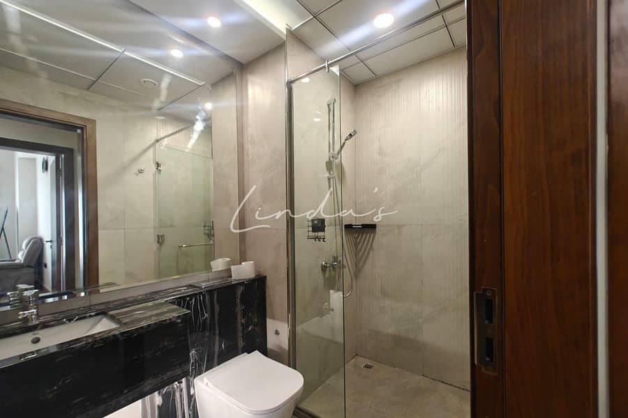 5 images image img