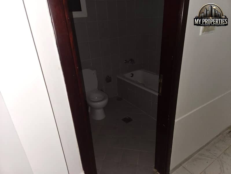 2 1000506860. jpg