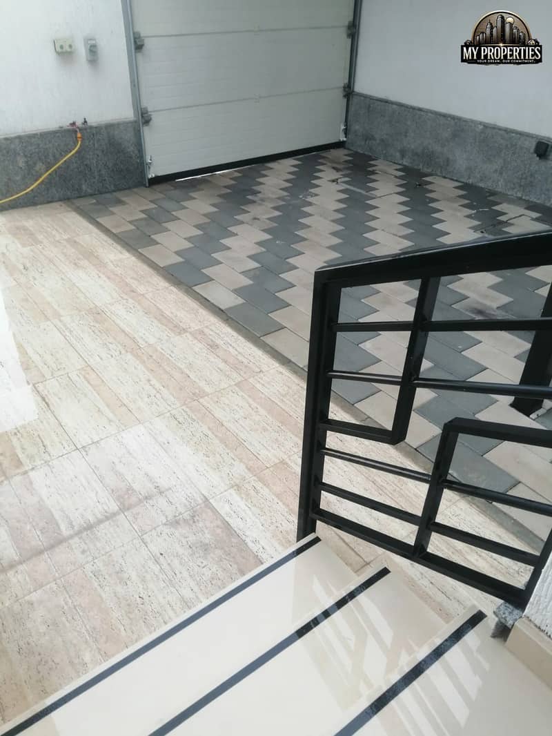 27 190485. jpg