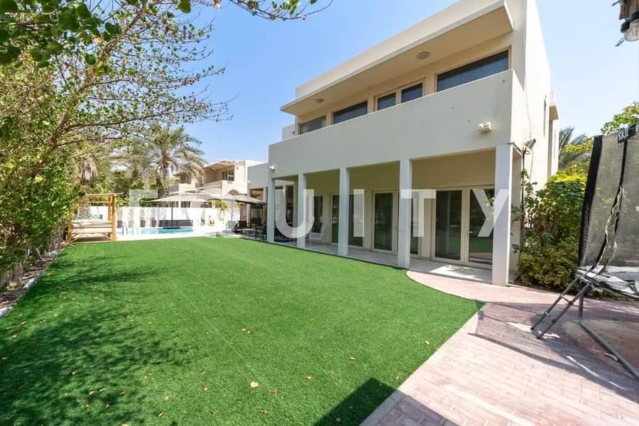 Private Pool | Upgraded & Extended | Park Backing Private Pool | Upgraded & Extended | Park Backing