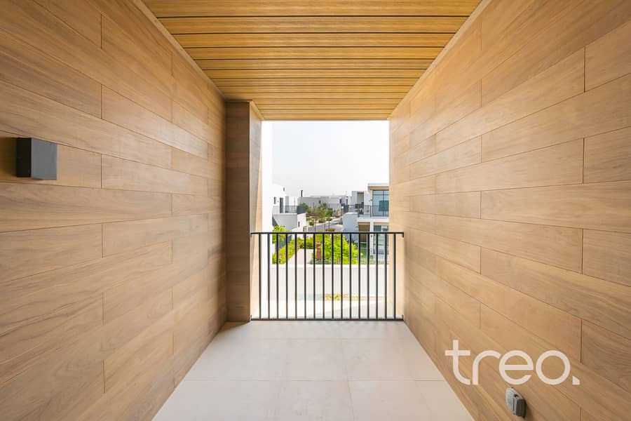 16 Watermarked-18. jpg