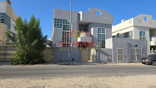 4 Camere Villa in vendita a Al Rifah, Sharjah - WhatsApp Image 2026-10-06 at 11.28. 37 PM (1). jpeg 4 Camere Villa in vendita a Al Rifah, Sharjah - WhatsApp Image 2026-10-06 at 11.28. 37 PM (1). jpeg
