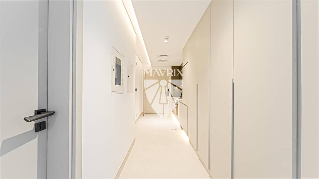 6 Image 6