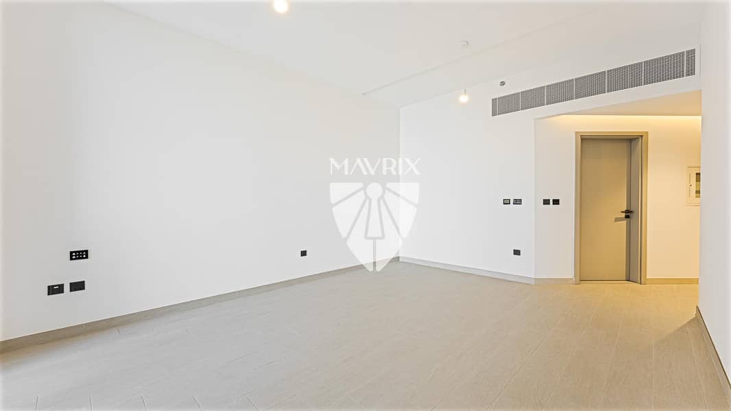 10 Image 10