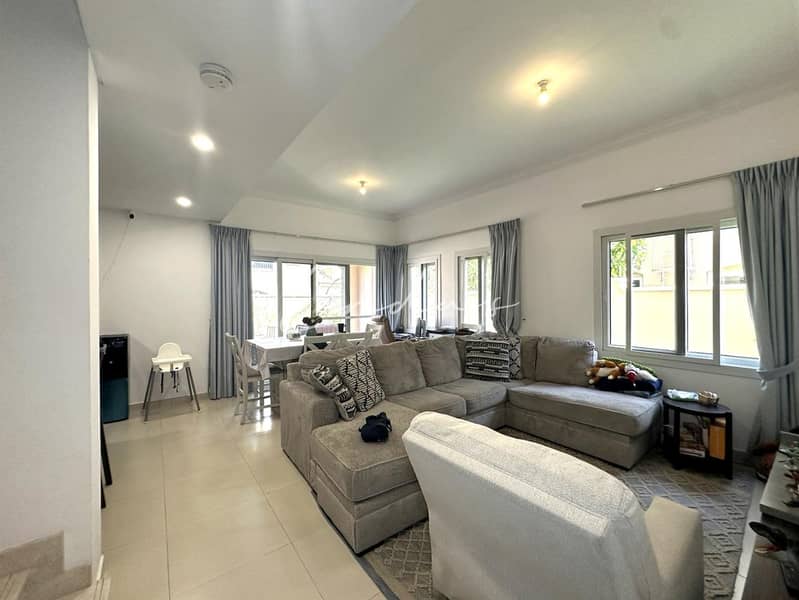 4 images image img