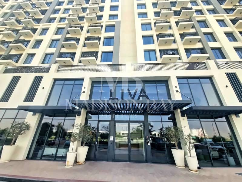 24 LIVA Town Square 05. jpg