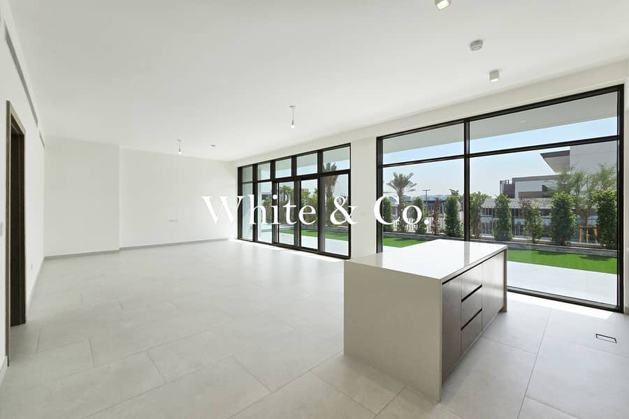 Villa en Al Furjan,Al Furjan West,Tilal Al Furjan, 5 dormitorios, 350000 AED - 16767145 Villa en Al Furjan,Al Furjan West,Tilal Al Furjan, 5 dormitorios, 350000 AED - 16767145