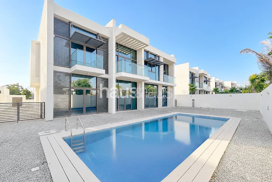 Villa in Mohammed Bin Rashid City (MBR City),District One,District One B Villas, 6 slaapkamers, 28500000 AED - 16767408 Villa in Mohammed Bin Rashid City (MBR City),District One,District One B Villas, 6 slaapkamers, 28500000 AED - 16767408