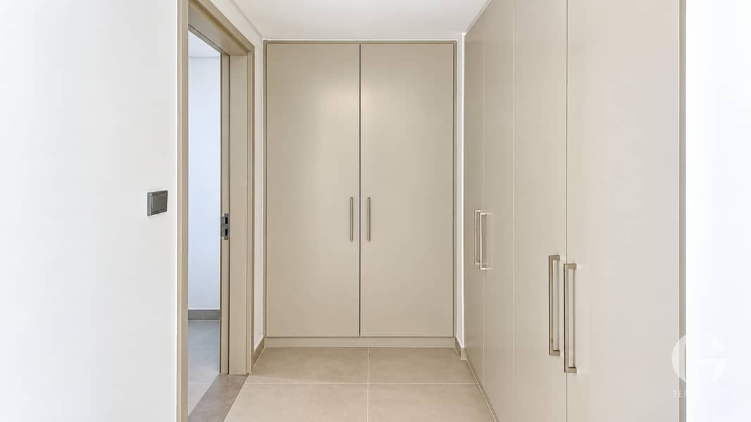9 Image 9