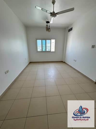 1 habitación Apartamento para en Alquiler en Al Qulayaah, Sharjah - WhatsApp Image 2026-09-12 at 12.00. 45 PM (2). jpeg 1 habitación Apartamento para en Alquiler en Al Qulayaah, Sharjah - WhatsApp Image 2026-09-12 at 12.00. 45 PM (2). jpeg
