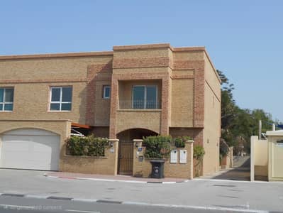4 Slaapkamers Villa Compound te Huur in Al Safa, Dubai - Al Safa Villa 1. jpeg