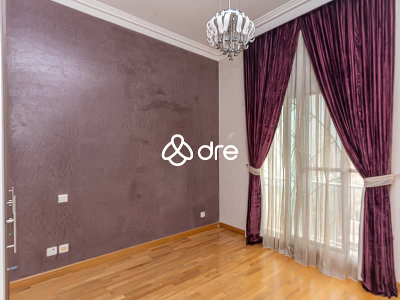 18 DRE07143. JPG