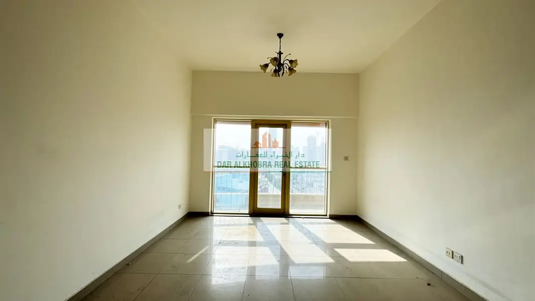 Bright 2BR Apartment | Dana Tower JVC | Downtown City View