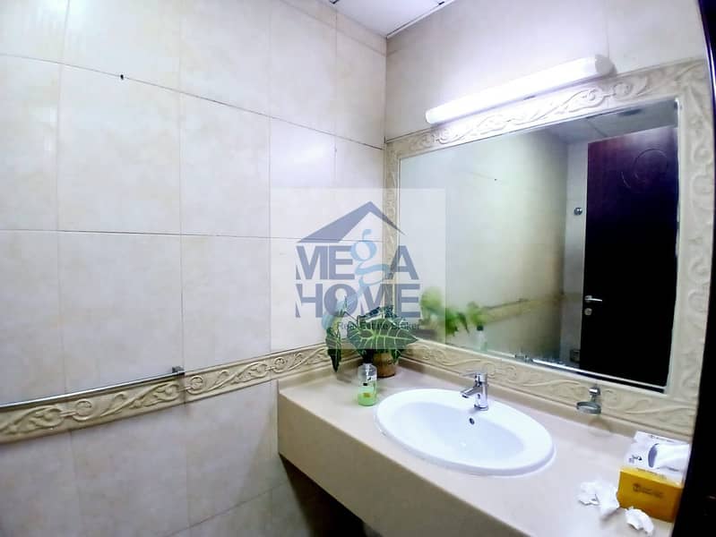 9 5760dcb7-5a1c-4ede-a81a-157459bfca2b. jpg