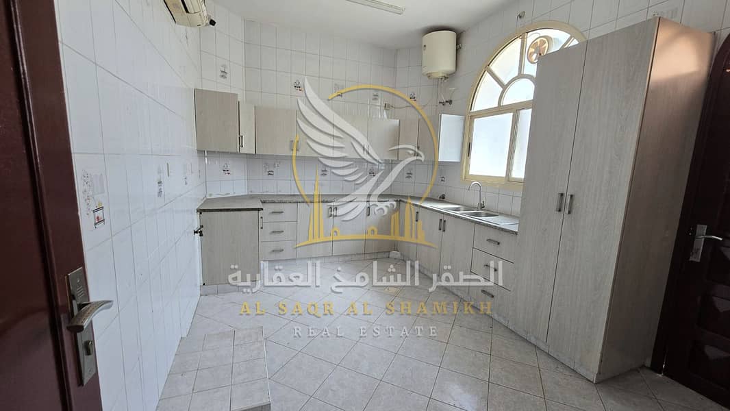 32 fyla-for-rent-5-bedroom-aljzat-alsharqa-property-14. jpg