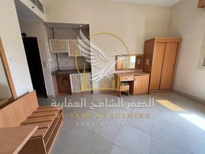 Studio zum Miete in Bu Tina, Sharjah - apartment-for-rent-astdyw-bedroom-albwtynh-alsharqh-property-04. jpg Studio zum Miete in Bu Tina, Sharjah - apartment-for-rent-astdyw-bedroom-albwtynh-alsharqh-property-04. jpg