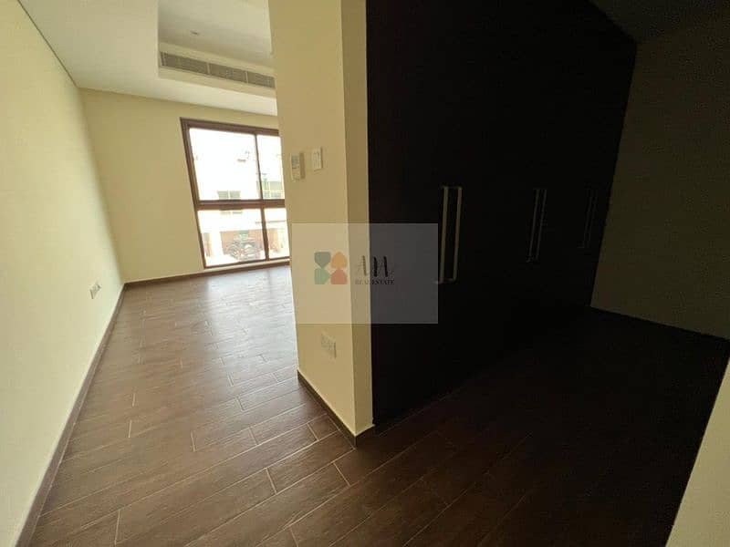 3 VILLA4 2.0. jpg