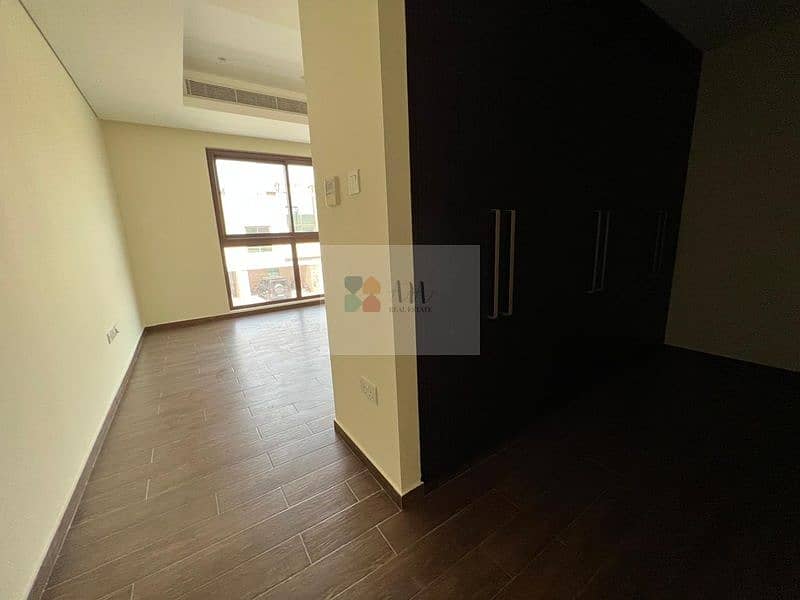 4 VILLA3 2.0. jpg