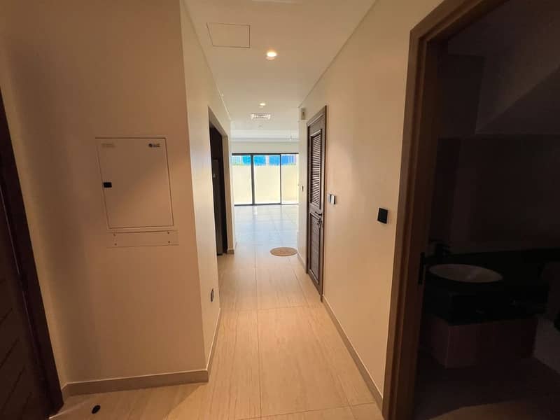 10 10. jpg