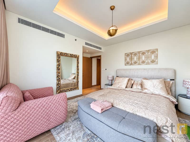 5 Elegant Blush and Gold Bedroom Retreat. png