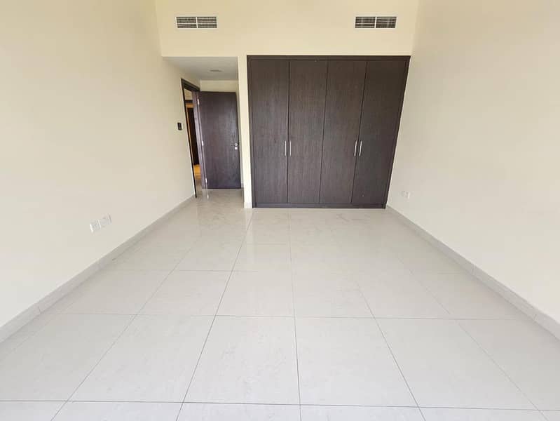 11 1000004100. jpg