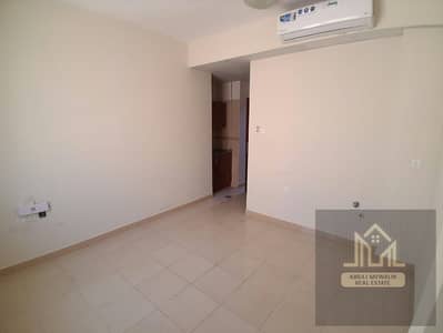 Studio de à à louer à Muwaileh, Sharjah - WhatsApp Image 2026-10-07 at 10.56. 43 AM. jpeg Studio de à à louer à Muwaileh, Sharjah - WhatsApp Image 2026-10-07 at 10.56. 43 AM. jpeg