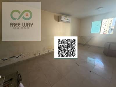 2 Bedroom Flat for Rent in Al Jurf, Ajman - WhatsApp Image 2026-10-06 at 16.42. 38. jpeg 2 Bedroom Flat for Rent in Al Jurf, Ajman - WhatsApp Image 2026-10-06 at 16.42. 38. jpeg