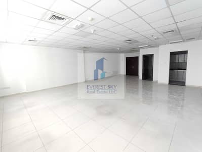 Office zum Miete in Al Majaz, Sharjah - 1791366251833. jpg