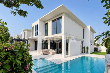 5 Bedroom Villa for Rent in Tilal Al Ghaf, Dubai - Upgraded & Extended BUA |Private Pool| Corner Plot
