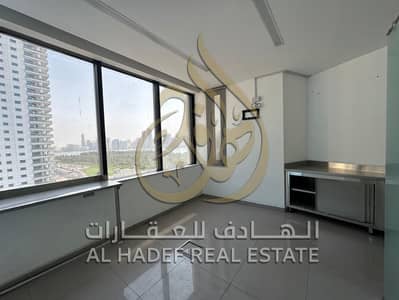 مکتب للايجار في المجاز، الشارقة - WhatsApp Image 2026-10-06 at 5.58. 37 PM. jpeg مکتب للايجار في المجاز، الشارقة - WhatsApp Image 2026-10-06 at 5.58. 37 PM. jpeg