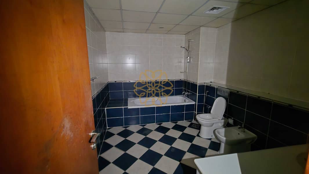 7 63687. jpg