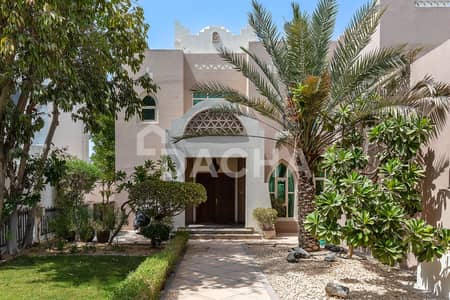 4 Bedroom Villa for Rent in Jumeirah Islands, Dubai - Vacant November | Homely | Fully Furnished